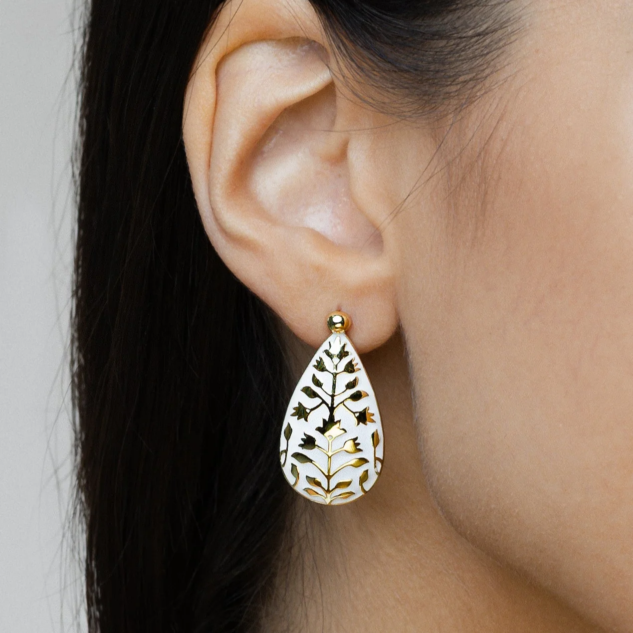 Meena Drop Earrings - Ivory - Image 5